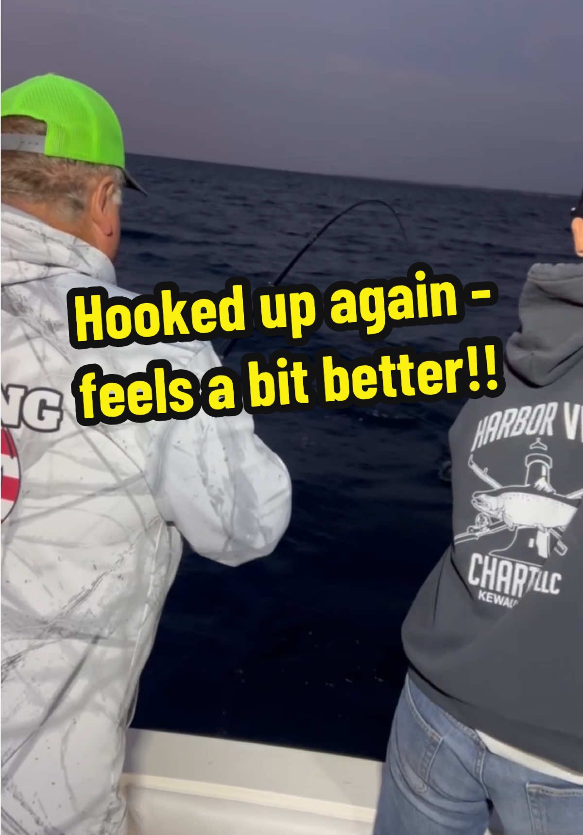 🦆Hooked up again - feels a bit better‼️🎣 #salmonfishing #lakemichigan #kewaunee  #cootslures   