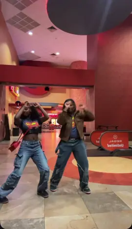 Bout time I hop on this trend ft @MiyahhDiorr😚 😮‍💨🤌🏽 #chrisbrown #chrisbrownofficial #dancetok #diantestorees #diantesstory 