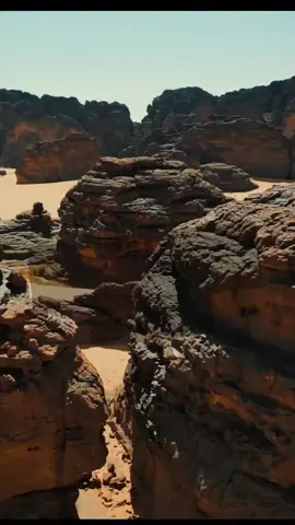 Epic adventure starts where the road ends — in the heart of the Sahara. 🏜️🔥 Imagine this: 🏕️ Sleeping in a luxury desert camp under a sky full of stars 🐪 Riding camels through otherworldly landscapes 🔥 Sharing tea with locals around a fire 🎶 Dancing to Tuareg rhythms until the silence of the dunes takes over 📍Safari Camp Algeria – Djanet is your gateway to one of the most authentic Sahara experiences. We organize 5-day all-inclusive trip, with: ✅ Round-trip flights from Algiers ✅ Desert hikes and 4x4 excursions ✅ Nights in our deluxe camp and traditional bivouacs ✅ Guided visits to hidden canyons, gueltas, rock art, and the magical site of Sefar This isn’t just a trip. It’s a return to something real. 📆 New departures from October to March – DM us or check out safarialgeria.com for the next adventure. 🌍🇩🇿✨ #Algeria #Voyage #adventure #Camp #الجزائر 