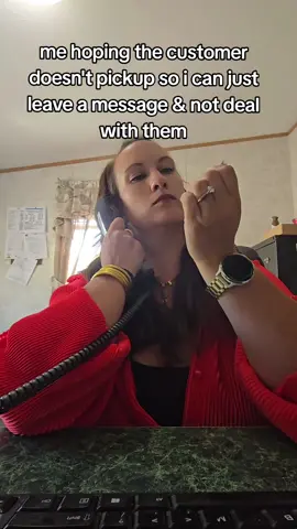 we all do it. 🤣  #officegirl #9to5life #customerserviceproblems 