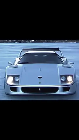 F40 and drift 🤑😮‍💨 CLIPS BY/ @Ron  #ferrari #f40 #supercar #foryou #viral 