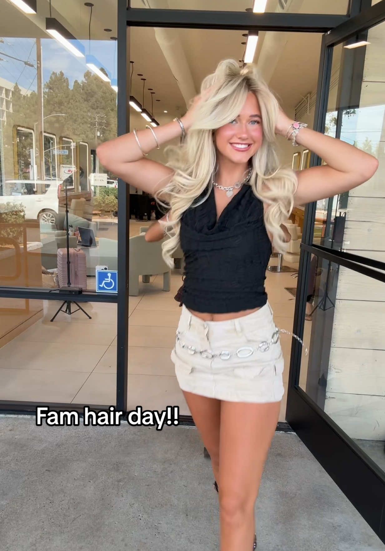 Fam hair day!! @Luke⭐️ @PaisLee Nelson @nay:) @Habit Education @Tanzie Rae @Hairbybellableu @hairby_ashleyw @Venice✨ @hairbyjessr @madi goodman @Tatum.hair @katemariehair @Lily<3 @sadiekayhair @elliguzzo @hair_makeupbymoni 
