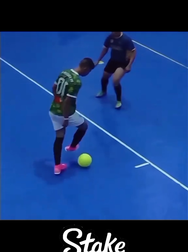 Football skills 🔥 #skills #football #foryou 
