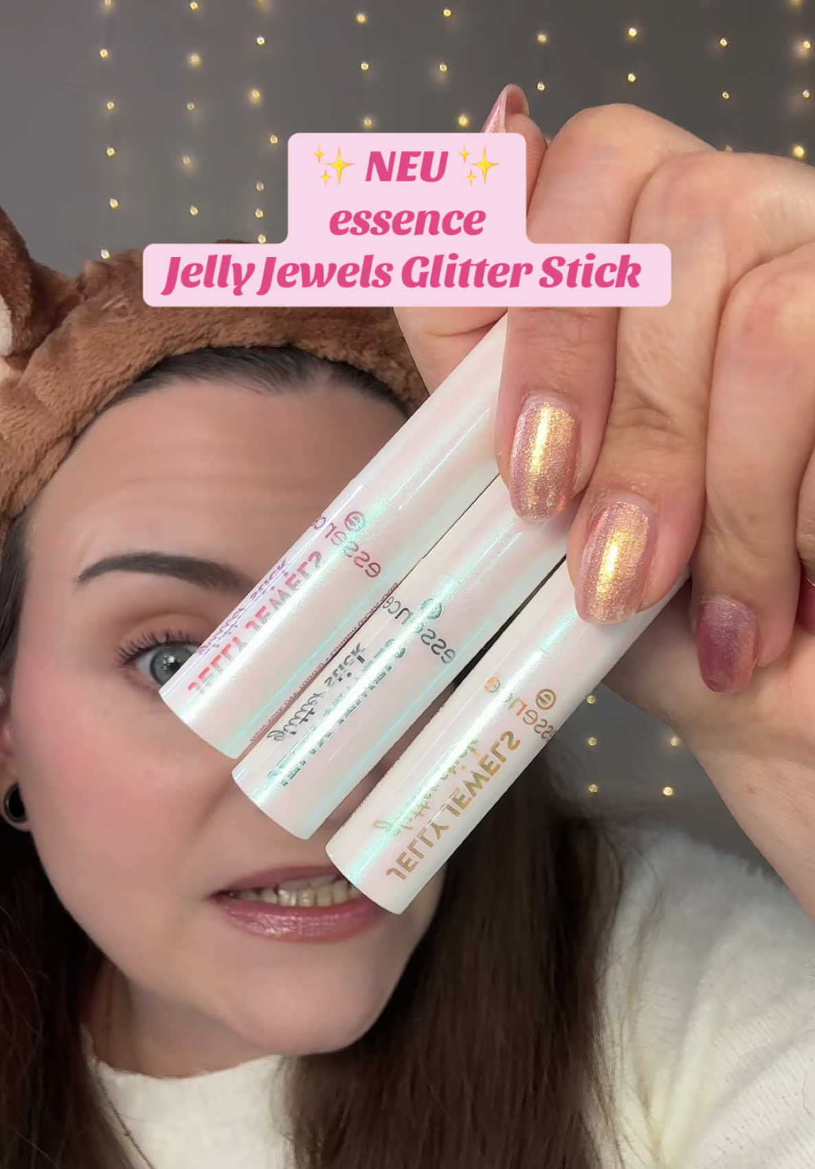 ✨💕NEU essence Jelly Jewels Glitterstick💕✨ (Werbung, selbst gekauft) Bin verliebt in die neuen Glittersticks von @essence.cosmetics ☺️✨ #essence #essencecosmetics #essencemakeup #essenceneuheiten #glittermakeup 
