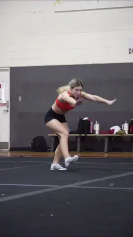Little recap post of my rook year as a Navarro barb❤️ #navarrocheer #navarrofamily 