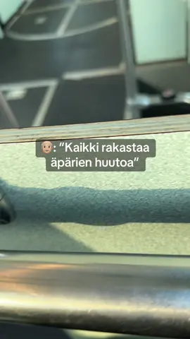 Chilli spora matka tänää. Ei jooko leikata mt-palveluista enää :) #ulinanurkkaus 👹