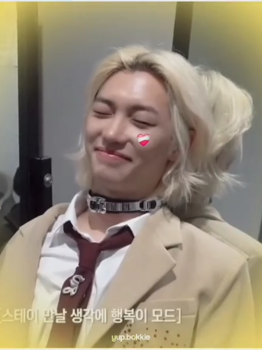 #FELIX ♡ :: lixie with this bangtan song is THE MOST ADORABLE THING in the world ☹️ #StrayKids #felixstraykids #fyp #yupbokkie @Stray Kids @straykids_japan 