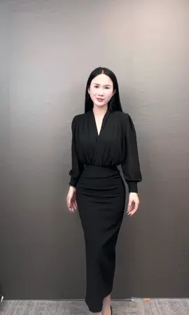 Rất là đam mê cái đẹp đặc biệt là váy đẹp 😆#haohip #xuhuong #thoitrangcongso #chanvay 