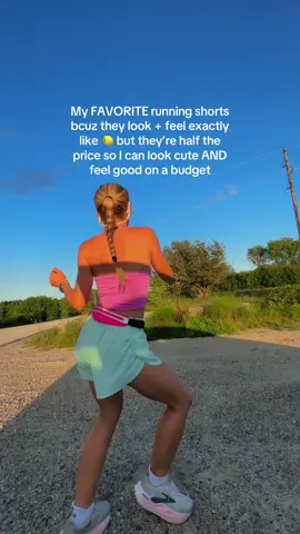 You guys already know I’m obsessed with these #Running #fitcheck #deals #flashsale #runnergirl  