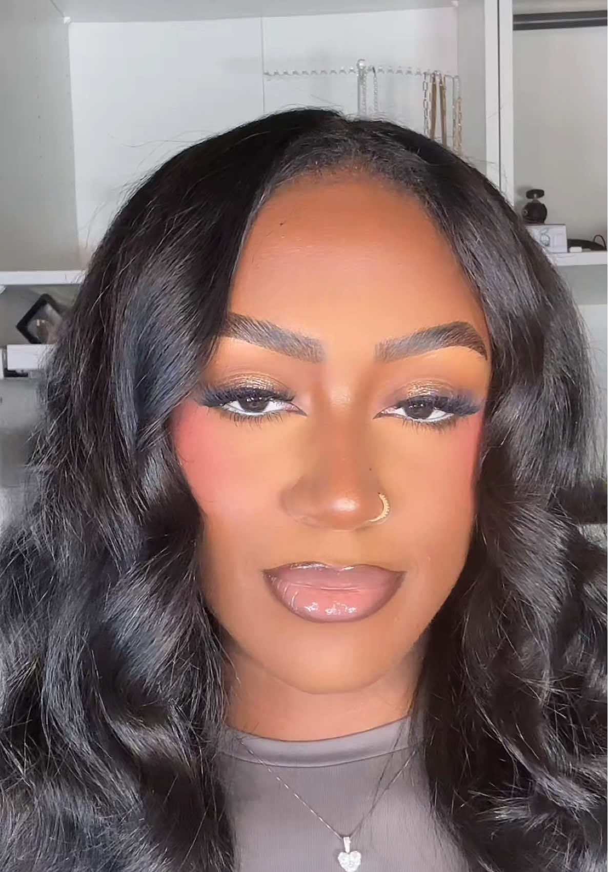 My perfect everyday lip combo 💋 Products Used: @ColourPop Cosmetics Lip Pencil (Pitch) @Morphe Cosmetics Lip Stick “Flirt” @thelipbar Lip Gloss (Game Changer) #creatorsearchinsights #lipcombotutorial #lipcombo #everydaylipcombo #nudelip #makeuptutorials #makeuptipsandtricks 