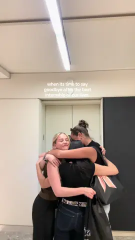 we are emo. #internship #goodbye #big4 #consulting 