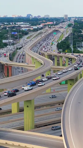 5pm on the Highfive can be brutal! All brakes no gas. However from the sky it’s stunning. Is it worth taking PGBT to avoid this intersection? #dji #dfw #traffic #dqphotos #viralvideo 