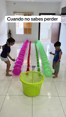 Cuando te metes a jugar y no sabes perder #juegos #viral_video #familytime #humor #partycups 