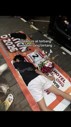 kita mah bagian nontonin aja😭