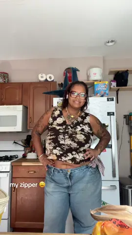 august 22,2025. 🐈‍⬛ #queer #nonbinary #fitcheck #thrift 