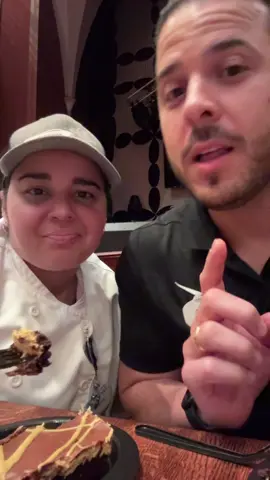@Yeye Narvaez 🚀👩🏻‍🚀💜 @Crumbl 5/10 with the Dubai chocolate 