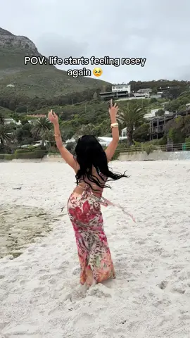 Hello 😩👋🏼happy Friday julle