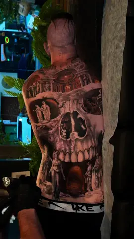 Hi. Tell me in more detail what tattoo you want and on which part of the body. I recommend giving you an estimated cost first, and afterwards I can book you in for a free consultation if needed. So please describe in more detail what tattoo you want, on which body part, what size, black and gray or color, and which elements you’d like to include in the design. This will help me understand the scope of work and give you a price estimate, as well as offer you available booking dates. At the moment, booking is open for December and January.