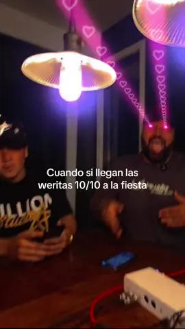 yo y mi compa cuando vemos llegar a las weritas lomecanes 10/10@elninobarbashats @El barbas Hats  #fes #wakas 