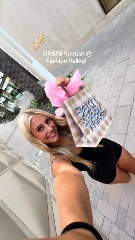 GRWM for SDSU rush @officialfashionvalley @The Mall #readytorushatsimon #rushtok2025 #rushtok #sponsored #rushhaul #sdsurush #sdsurushtok #fashionvalley #sdsu #sandiegostate 