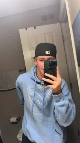 I don’t have a phone number 🤷🏻‍♂️ #fyp #foryou #masc #lesbian #girls 
