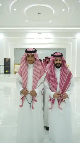 معرسنا حضر 🤵🏻‍♂️.. #المصور_عبدالملك_الزهراني  #مصور_زواجات_الباحة  #مصور_عرسان  #العقيق_الباحه📍  #مصور_سنمائي 