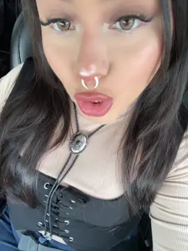 Im a good girl 👮🏻‍♂️