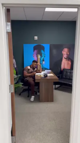 Amanda picks up the phone when Pierre’s Ex Teanna calls him! #kountrywayne #comedytiktok #jesus #comedian #videoviral #vairal