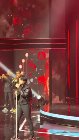 Dewa 19 + Rony Parulian = Super Combo gilaaaaaaaa keren banget 🥹🥰😍 #dewa19 #ronyparulian #hutrcti #konser #konsermusik 