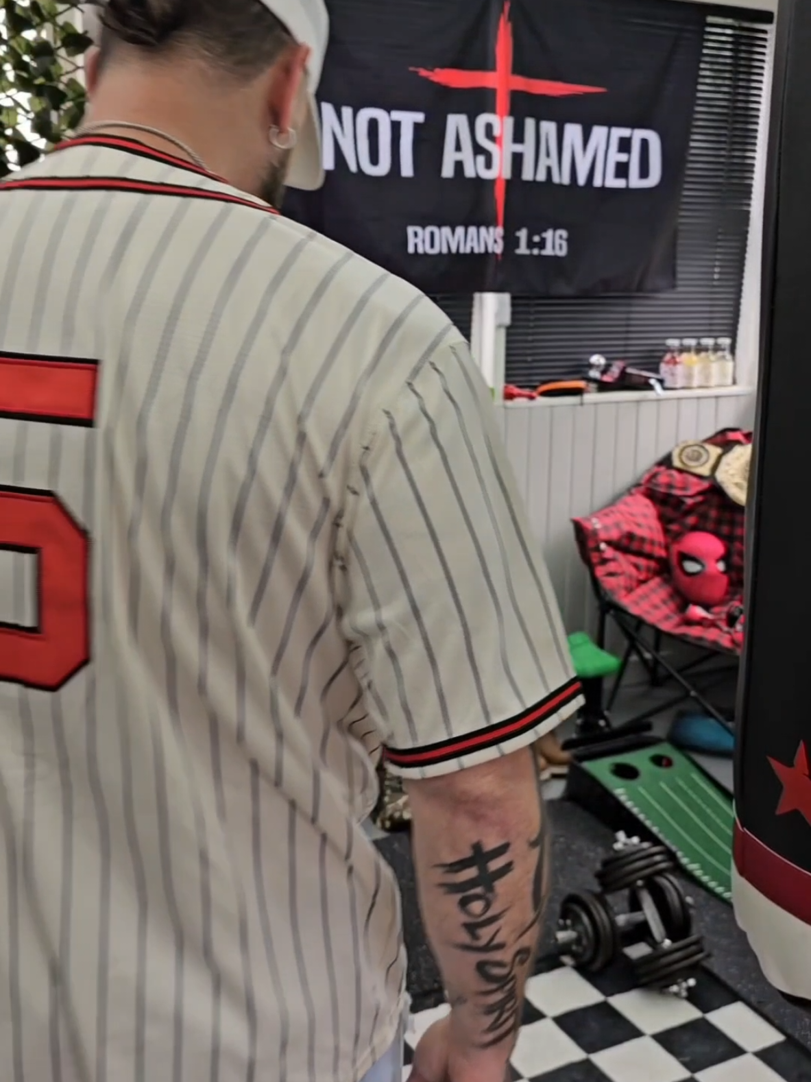 #kansas #kansascity #baseball #jersey #TikTokShopCreatorPicks Go get you one! 