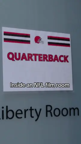 go in the film room with Dillon Gabriel #browns #nfl #dillongabriel 