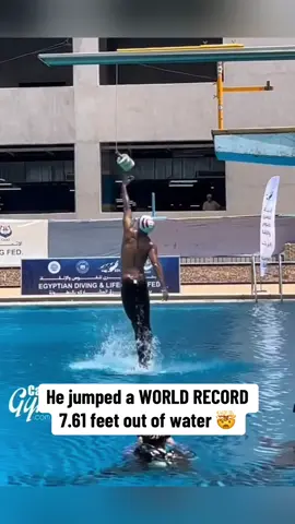 Egypt’s Omar Sayed Shaaban breaks his own Guinness World Record with a 2.32 jump out of water 😳🔥 (via @CairoGyms.com) #swimming #worldrecord #guinnessworldrecords 