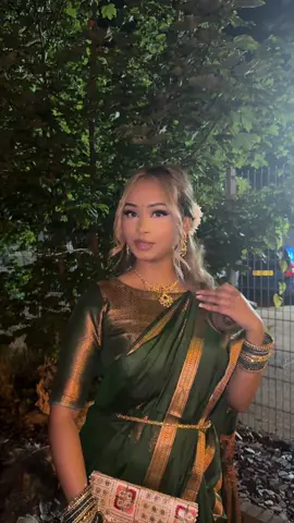 Another mehendi look💚 (posting these wedding contents after 3 weeks lol) #fyp #bengali #saree #mehendi #foryou 
