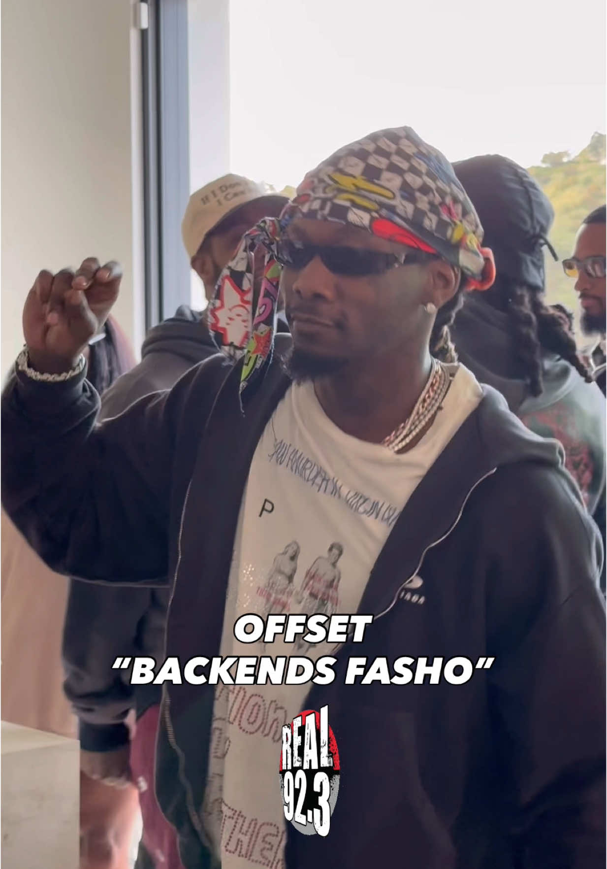 #Offset’s new album #KIARI is out now 🙌🏽 This one’s called #BackendsFasho 🔥 How’s it sounding⁉️ 📸: @momosett 