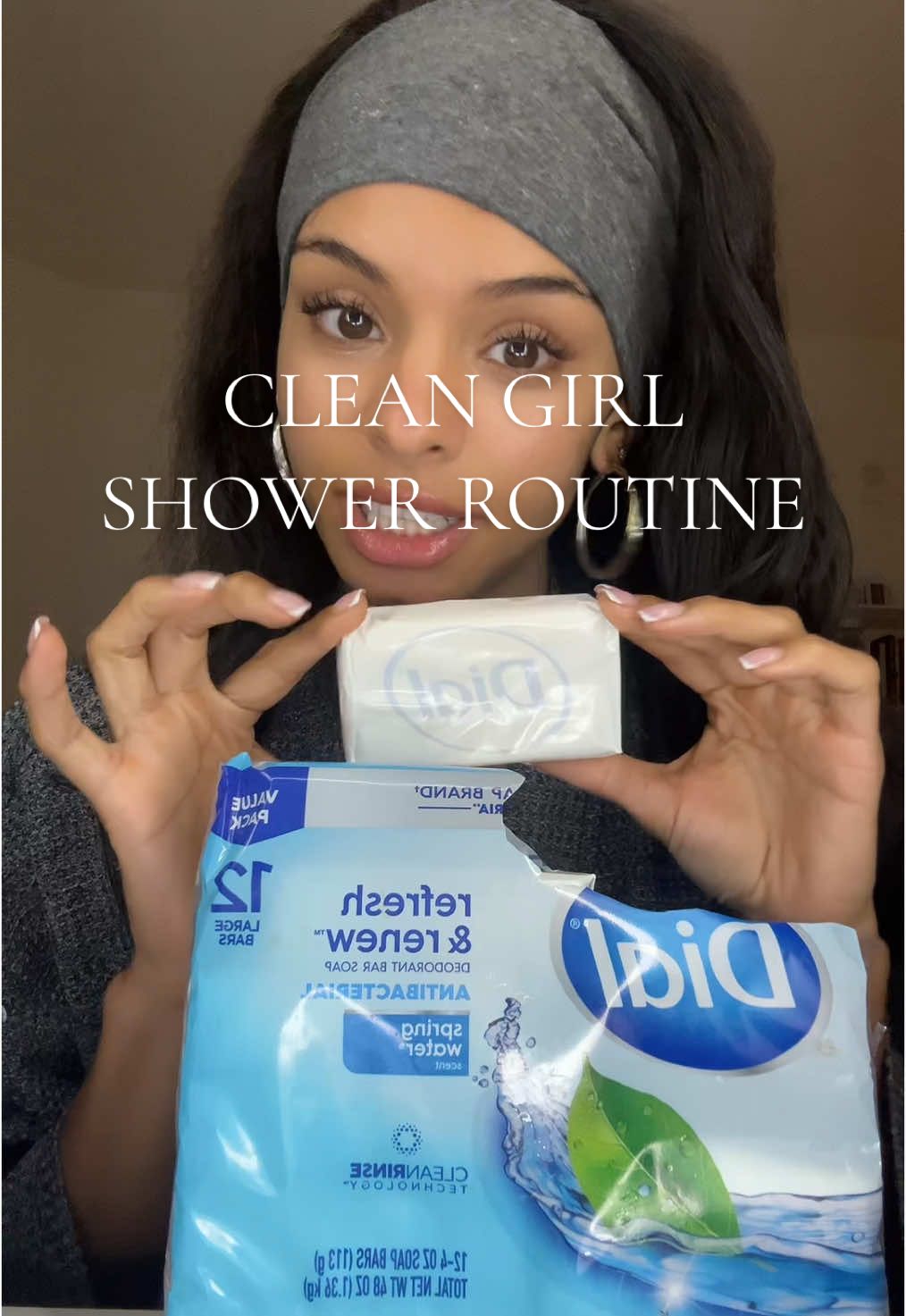 YOU KNOWWW MY BUBBLE BUT LIPGLOSS QUEENS!!! #showerroutine #showertok #smellgoodfeelgood #howtosmellgoodallday 