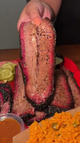 Tender and smoky SMOKED BRISKET melts in your mouth! 🥩🔥🍴 #PALMIRABBQ #CHARLESTON#SouthCarolina 📍 2366 Ashley River Road, Charleston, SC 29414