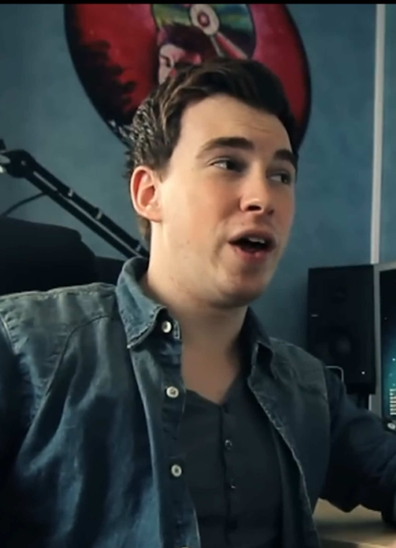 Harwell dice que no estudio música #hardwell 