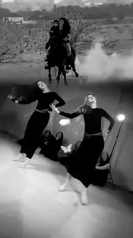 بين العصر والمغرب مرت لمت خيالة  لا تضربني لا تضربني كسرت الخيزرانه  👏🏻👏🏻💃💃🌷🌷