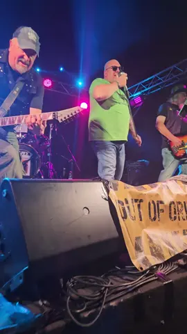 🎤 Looking at the Stage Now… It’s OUT OF ORDER! 🔥 No, really – Out of Order are ON and absolutely smashing it! The energy’s electric, the tunes are banging, and the Shed is rocking! 🎸💥 Mid Wales mayhem at its finest – if you’re not down front, you’re missing out. Get in here and feel the noise! No Bull – Just Beer, Bikes & Full-Throttle Live Music. #NoBull2025 #BeerAndBikes #OutOfOrderLive #StageIsOnFire #MidWalesMadness 