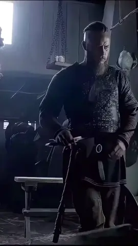 Legend #ragnarlothbrok #vikings #fanpage #viral_video #vikingsvalhalla 