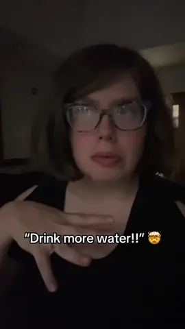 #stitch with @rachel.t2040 #greenscreen god said drink more water bitch 😵‍💫😵‍💫 #water #pregnancy #pretermlabor 