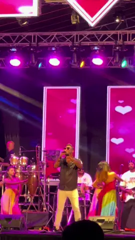 අපි දැන් දෙන්නෙක් නේද_🫶🥺🤍 #kasunchamikara #sanidapa #liveshow #ehetuwewa 