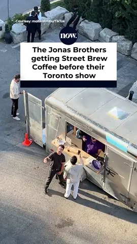 The Jonas Brothers stopped by a mobile coffee shop, Street Brew Coffee, ahead of their tour show in Toronto. Have you spotted the brothers anywhere else? 👀 #JonasBrothers #Toronto
