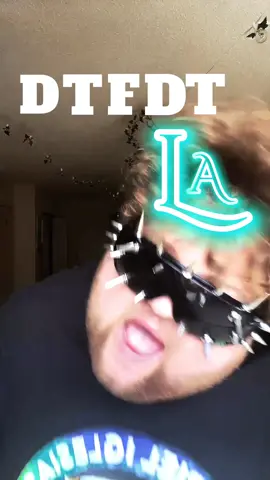 @kim petras this song and these glasses make for a deadly combo!! 