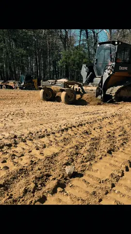 A whole vibe ! #johndeere #jamesriverequipment 