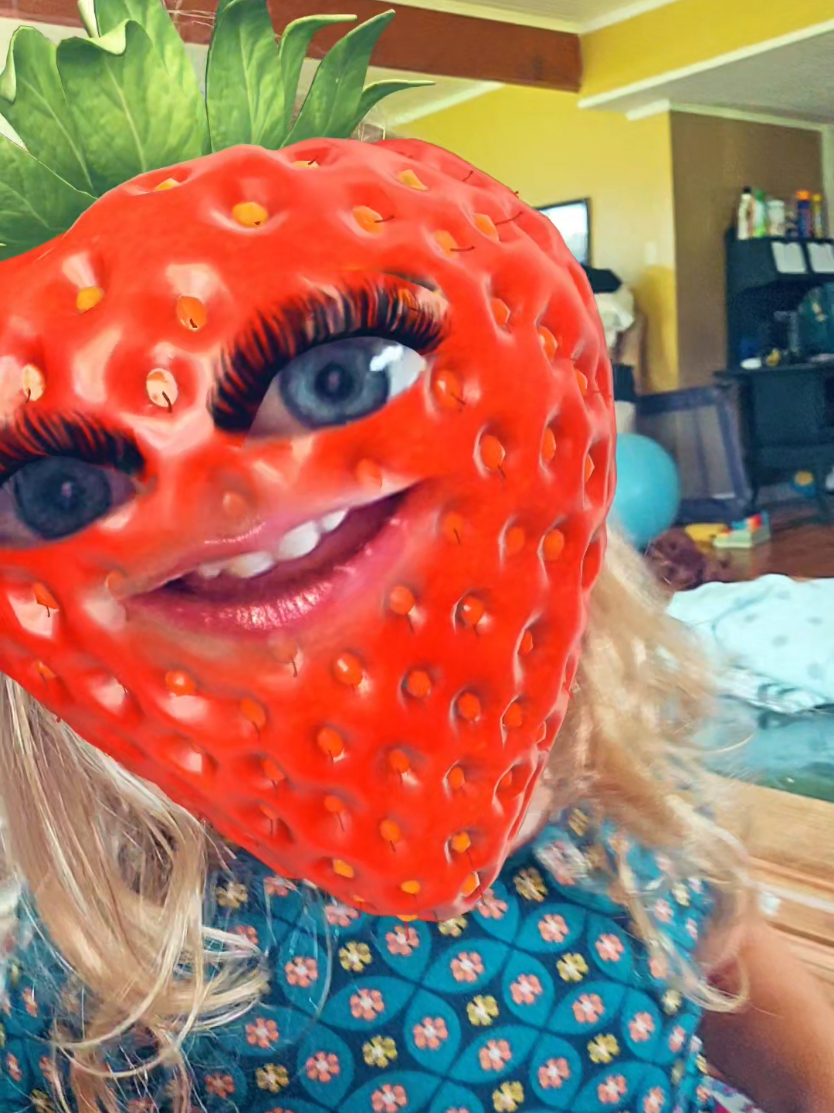 She's getting better at certain words! it's so cute that strawberry still isn't strawberry tho hahaha!