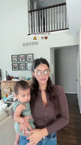 Mamacitaaaaa🌶️ #momlife #OOTD #momoutfits 