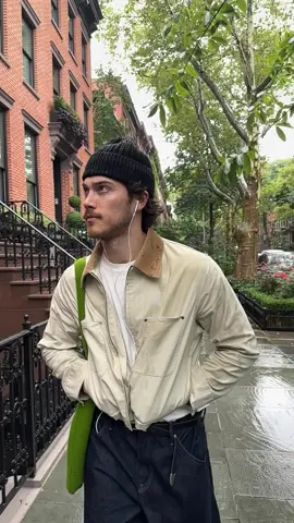 Day in the life of a performative man in nyc fall edition w/ @UNIQLO USA #UNIQLOPartner #UNIQLO