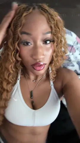 My bad yall Ian been posting took a while n upgraded 💋#fyp #relateable #newhair 