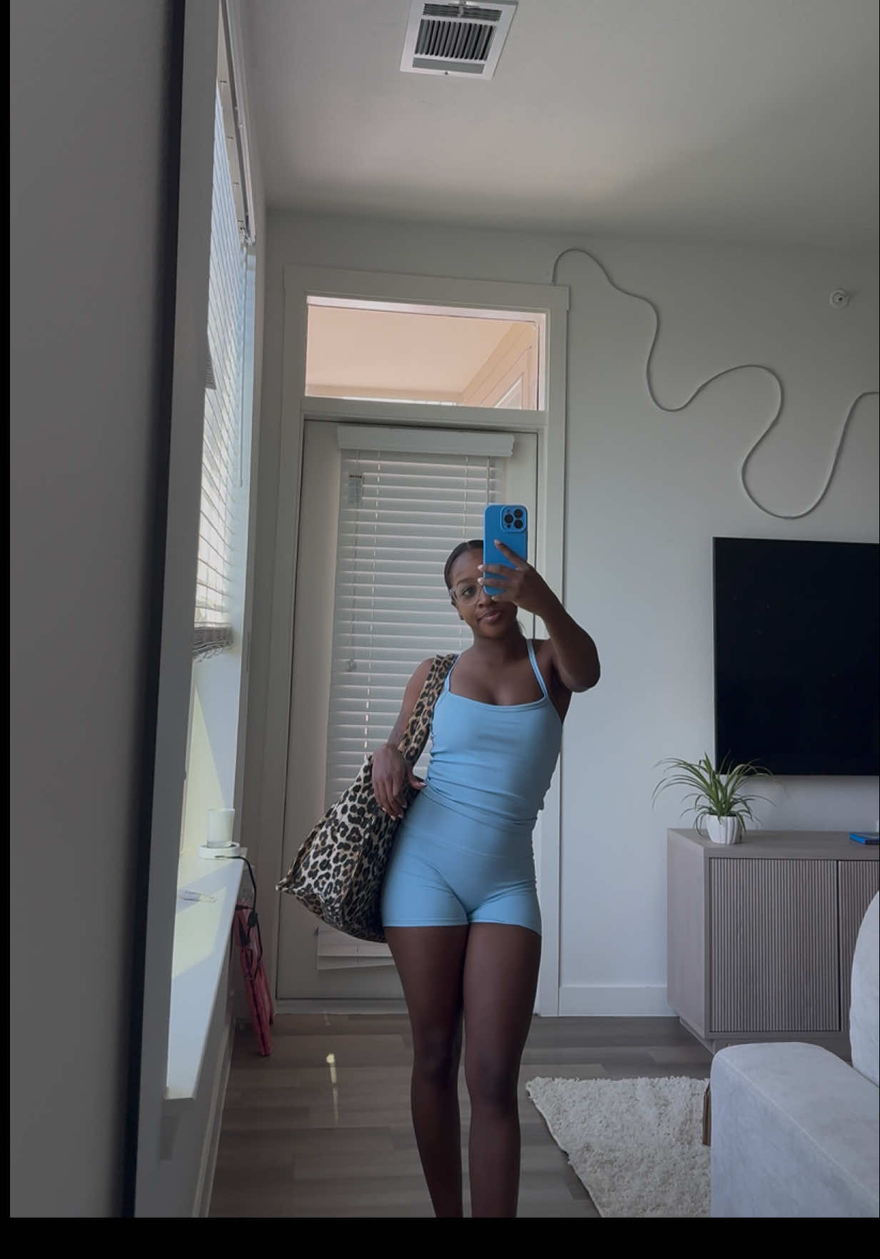 pilates you might have won this time but i will definitely be back 🫵🏾 yall my trip is coming up and i need the waist to be snatched what do i need to do?? 😭😭  #blackgirltiktok #dallas #dallascontentcreator #pilates 